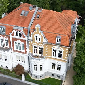 https://villa-aurelia.topcolognehotels.com
